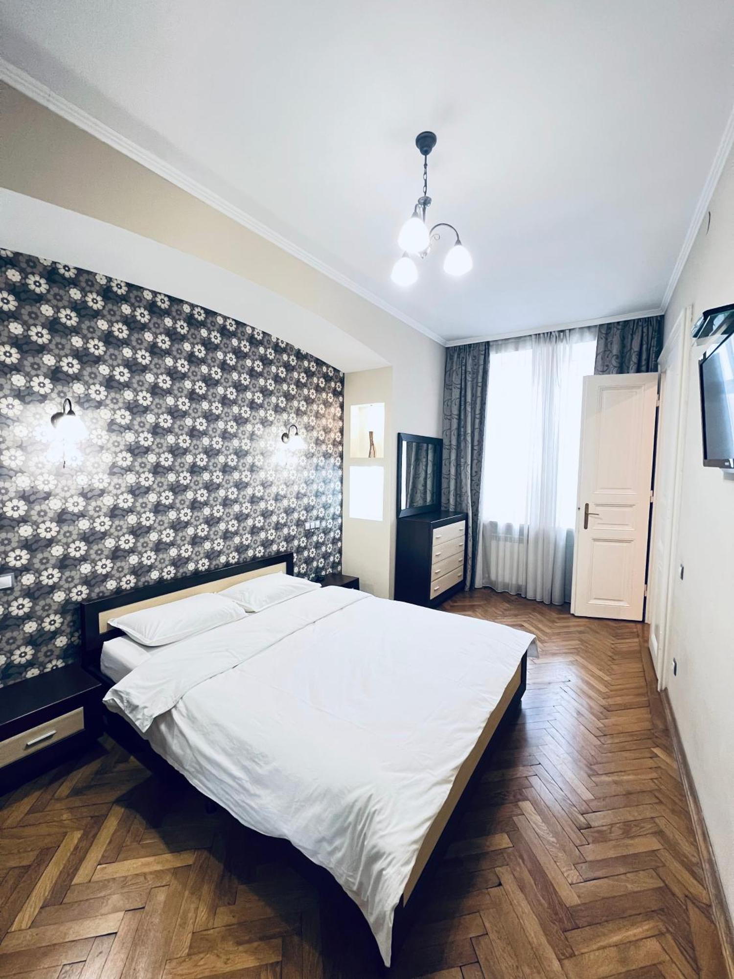 Petra Doroshenka19 Street Apartment Lviv Luaran gambar